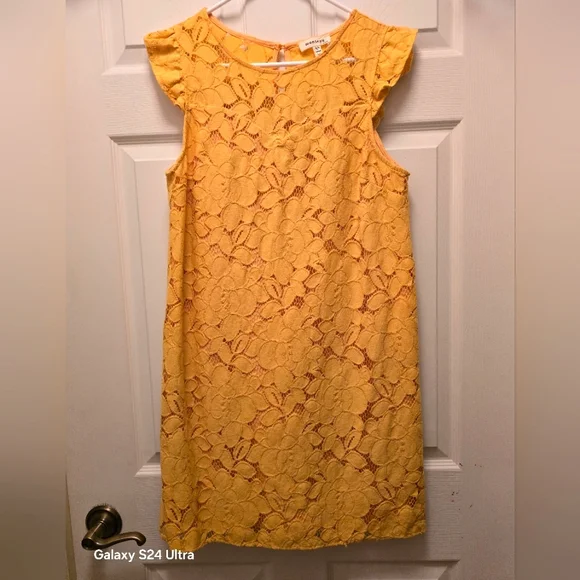 Monteau | Dresses | Yellow Lace Sleeveless Dress | Poshmark